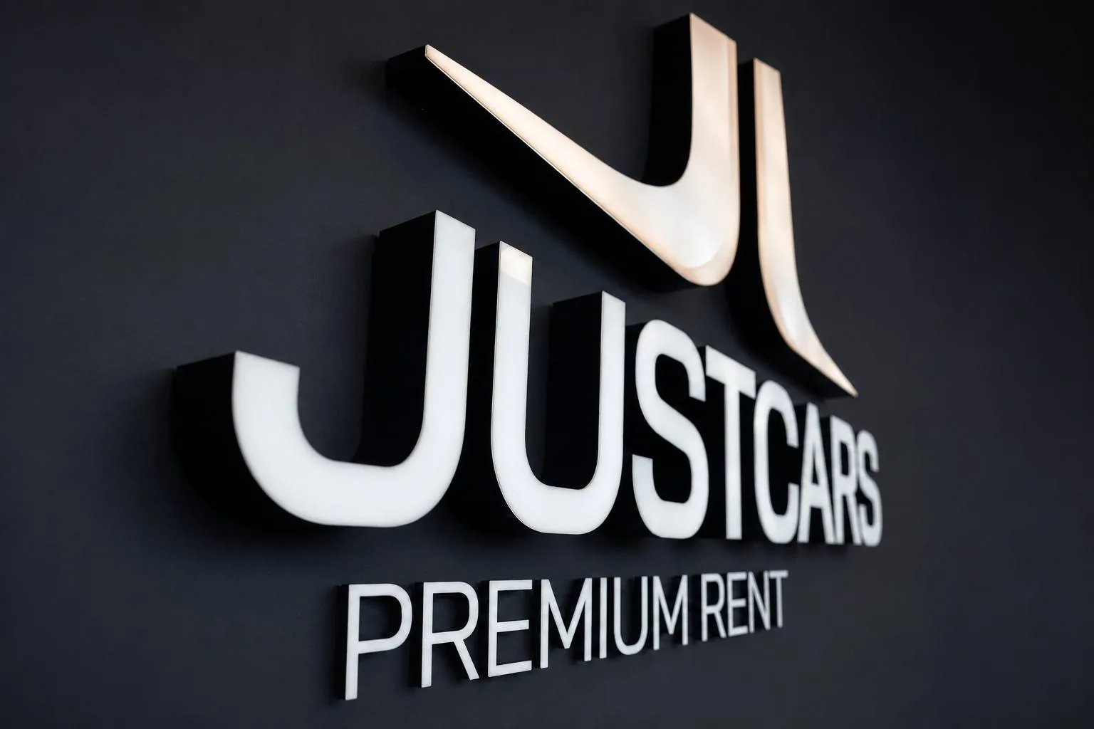 Логотип JustCars